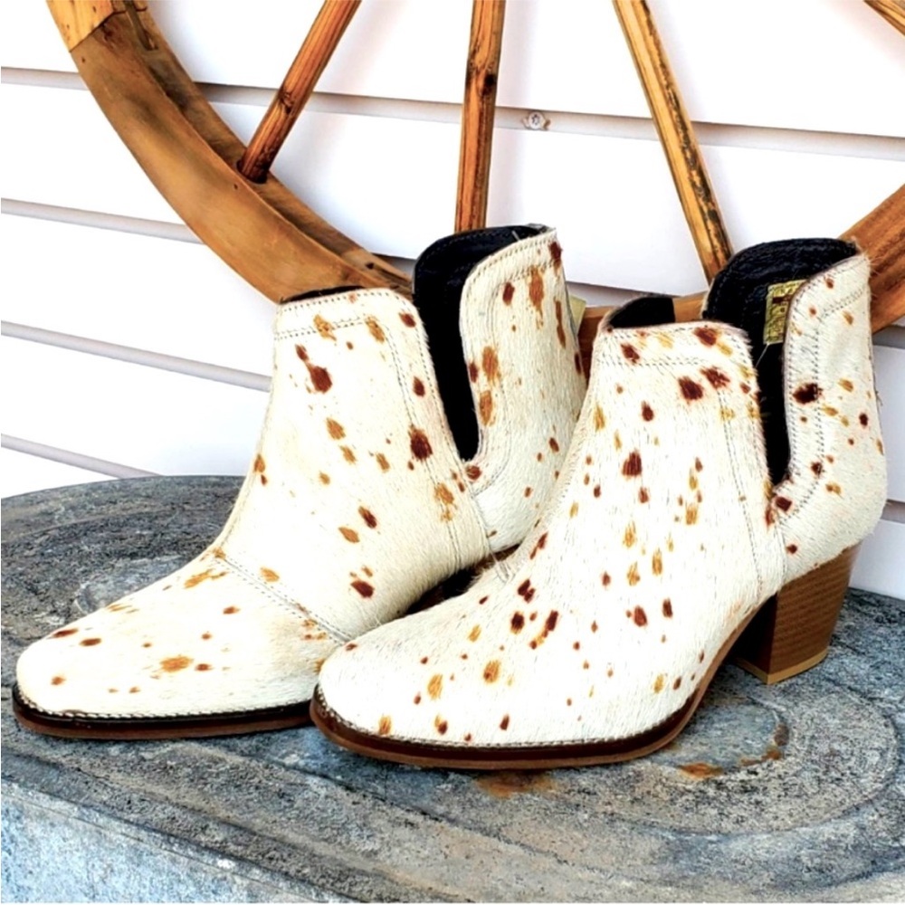 ROPER Boots Shorty Rowdy Cow Hair Snip Toe Leather High Heel Cream Tan 9.5 NIB